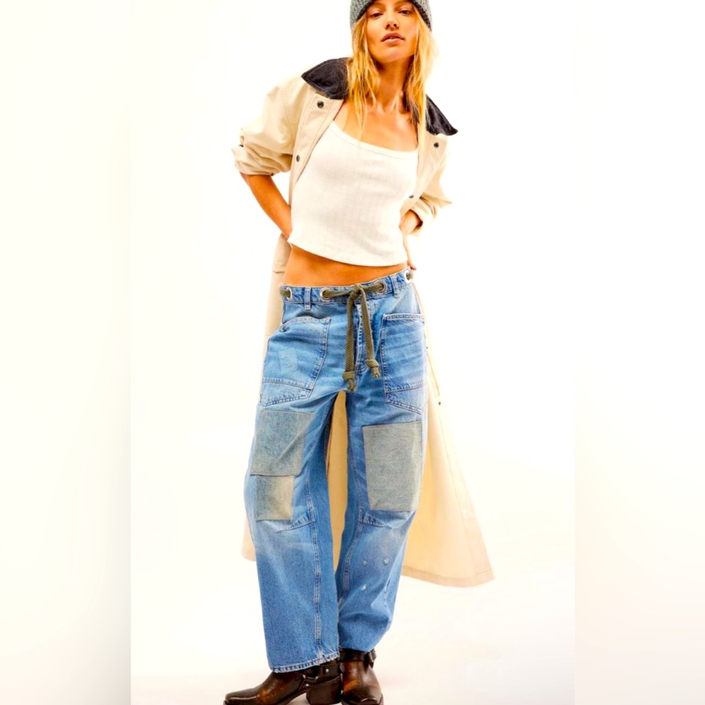 Free People - Moxie Low Slung Pull On Barrel Jean | Truest Blue